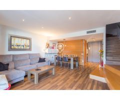 Casa adosada en venta en primera línea de mar en Sant Pol de Mar