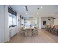 Casa en venta en Alella con piscina