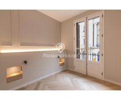 Piso recién reformado delante de la Catedral de Barcelona