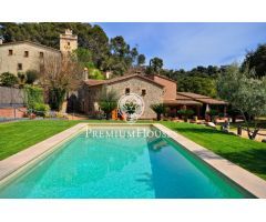 Masia en venta del Siglo XII en Santa Susana.