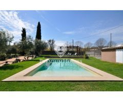Masia en venta del Siglo XII en Santa Susana.