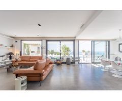 Casa en venta en Sant Vicenç de Montalt con espectaculares vistas al mar