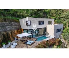Exclusiva casa independiente con vistas panorámicas en Sant Cebrià de Vallalta