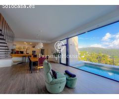 Exclusiva casa independiente con vistas panorámicas en Sant Cebrià de Vallalta