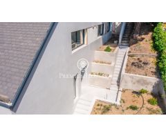 Casa en venta en Alella con vistas panorámicas al mar