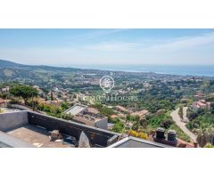 Casa en venta en Alella con vistas panorámicas al mar