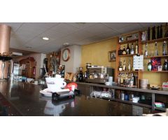 Local Comercial:  RESTAURANTE en funcionamiento