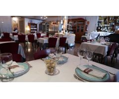 Local Comercial:  RESTAURANTE en funcionamiento