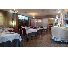 Local Comercial:  RESTAURANTE en funcionamiento