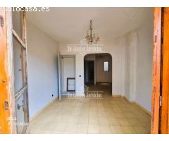 Casa de Pueblo en Venta en Cadalso de los Vidrios, Madrid