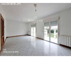 Chalet en Venta en Ugena, Toledo