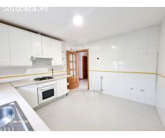 Chalet en Venta en Ugena, Toledo
