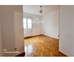 Chalet en Venta en Ugena, Toledo