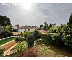 CHALET PARA ENTRAR A VIVIR, CERCA DE LA POBLACION