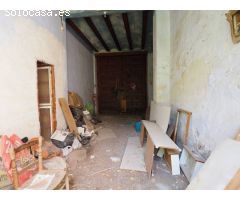 CASA PARA REFORMAR EN EL CENTRO DE BENAGUACIL