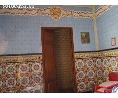 CASA PARA REFORMAR EN EL CENTRO DE BENAGUACIL