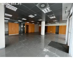 LOCAL ESQUINERO EN VENTA EN CALLE PRINCIPAL