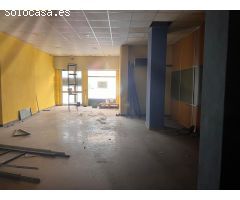 Local comercial en Alquiler en Llíria, Valencia