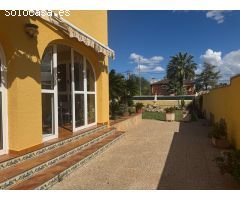 GRAN CHALET EN URBANIZACION MARAVISA DE LA POBLA DE VALLBONA