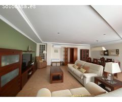 CASA UNIFAMILIAR CON LOCAL COMERCIAL INDEPENDIENTE EN ALGINET