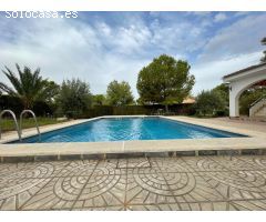 SE VENDE ESPECTACULAR CHALET EN S. GERARDO