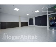 AMPLIO LOCAL COMERCIAL REFORMADO EN EL CENTRO