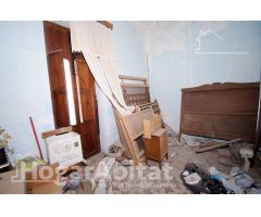 ¡HAZLO A TU GUSTO! CASA CON TERRAZA CERCA DE AYUNTAMIENTO