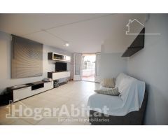 ADOSADO SEMINUEVO CON PISCINA, GARAJE Y TERRAZA CERCA DE LA PLAYA