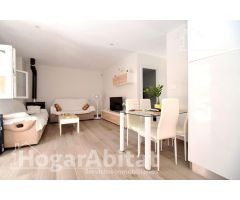 CHALET REFORMADO CON BARBACOA, GARAJE Y TERRAZA JUNTO A LA PLAYA