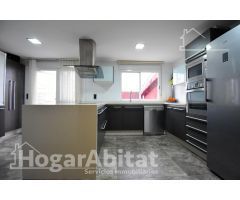 PRECIOSO ADOSADO CON PISCINA, GARAJE, TERRAZA Y BARBACOA