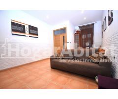 Casa REFORMADA de 2 alturas junto al Ayuntamiento