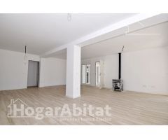 VILLA DE LUJO A ESTRENAR CON PISCINA, TERRAZA Y ZONA DE APARCAMIENTO