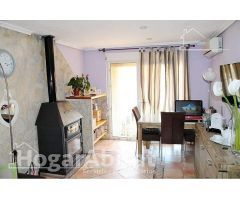 ACOGEDORA CASA CON GARAJE, TERRAZA Y TRASTEO