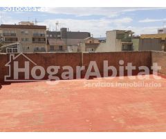 DE 2 ALTURAS CON 2 TERRAZAS cerca del Ayuntamiento