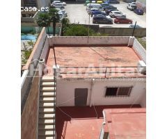 DE 2 ALTURAS CON 2 TERRAZAS cerca del Ayuntamiento