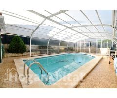 ESPECTACULAR CHALET DE LUJO CON GARAJE, TERRAZA Y PISCINA CLIMATIZADA
