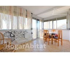 EXTERIOR CON TERRAZA Y GARAJE CERCA DE LA PLAYA