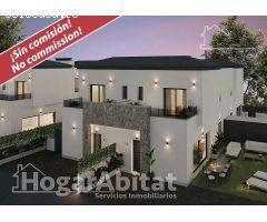 PRECIOSO ADOSADO EN URBANIZACIÓN CON PISCINA, GARAJE Y TERRAZA