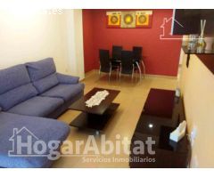 SEMINUEVO, ACOGEDOR Y LUMINOSO CON PATIO Y ASCENSOR