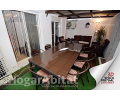 SEMINUEVO Y AMPLIO CON TERRAZA, GARAJE Y TRASTERO