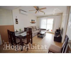 SEMINUEVO CON TERRAZA Y PISCINA CERCA DE LA PLAYA