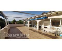 ESPECTACULAR CHALET CON PISCINA, JACUZZI, BARBACOA Y AMPLIAS TERRAZAS