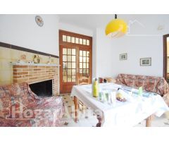 ¡OPORTUNIDAD DE INVERSIÓN! GRAN CASA CON DOS TERRAZAS EN LA AV DE ALICANTE