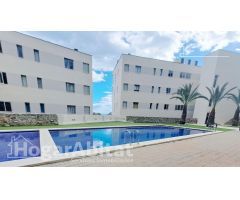 PRECIOSO DÚPLEX EN RESIDENCIAL CON GARAJE Y TERRAZA, CERCA DEL MAR