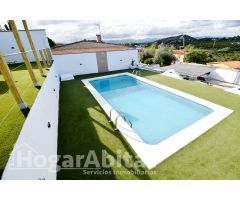 ESPECTACULAR CHALET REFORMADO CON GARAJE, TERRAZA Y PISCINA