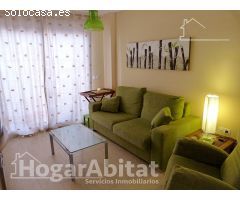 ¡Al lado mismo de la playa! Seminuevo con piscina, terraza y garaje