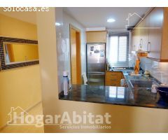 ¡Al lado mismo de la playa! Seminuevo con piscina, terraza y garaje