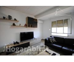 ¡GRAN OPORTUNIDAD! MUY AMPLIO DE 4 DORMITORIOS, CON BALCÓN JUNTO AV BENIOPA