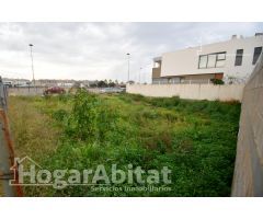 ¡OPORTUNIDAD INCREÍBLE! TERRENO URBANO ESQUINERO Y AMPLIO