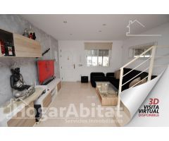 ADOSADO SEMINUEVO CON PISCINA, TERRAZA Y BARBACOA